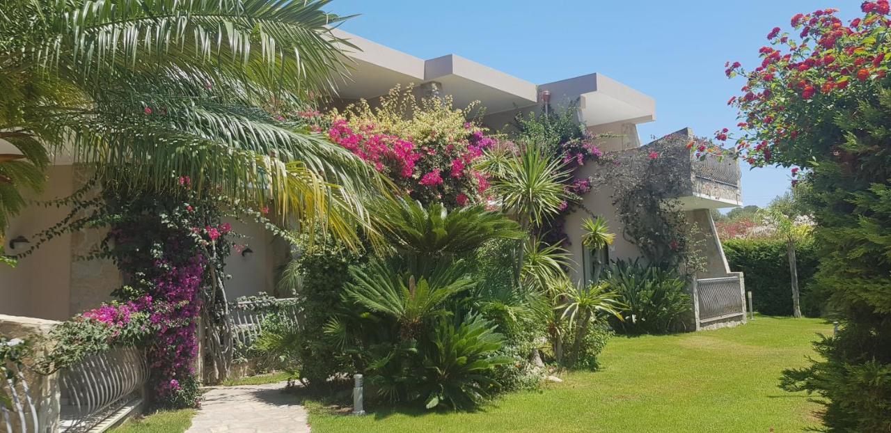 Palm Village Villasimius Bagian luar foto