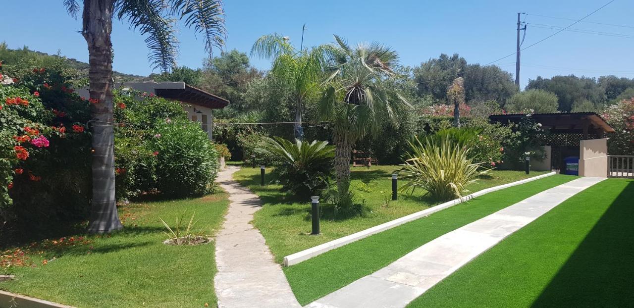 Palm Village Villasimius Bagian luar foto