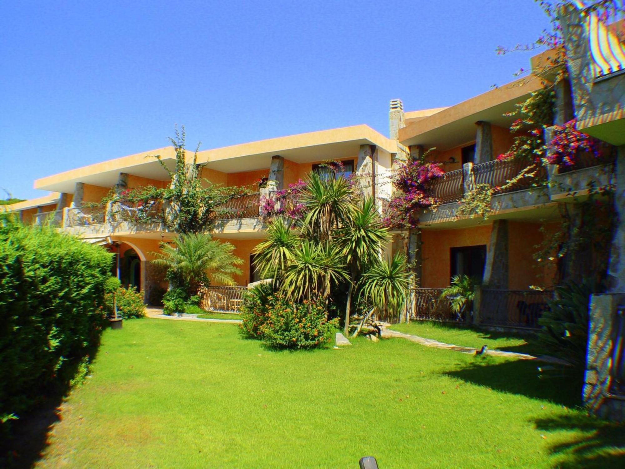 Palm Village Villasimius Bagian luar foto
