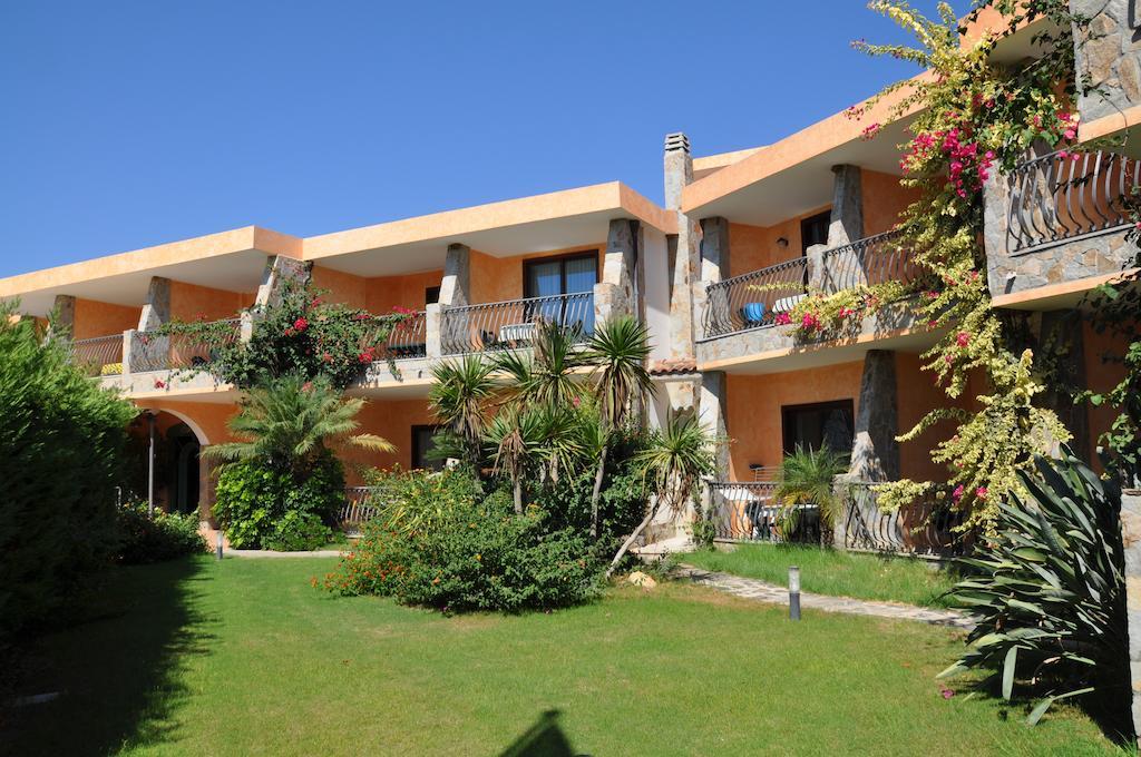 Palm Village Villasimius Bagian luar foto